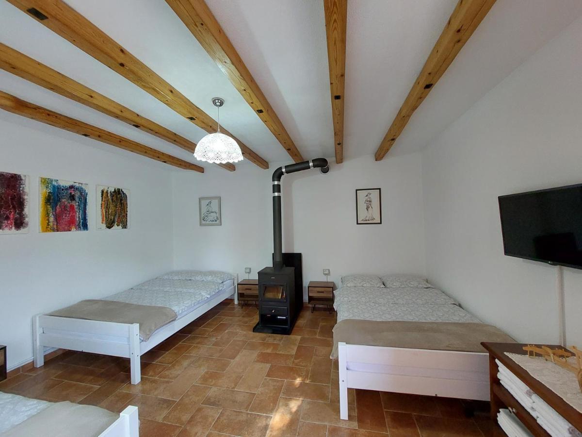 Vila Rira - Rrajce, Shebenik Perrenjas Exterior photo